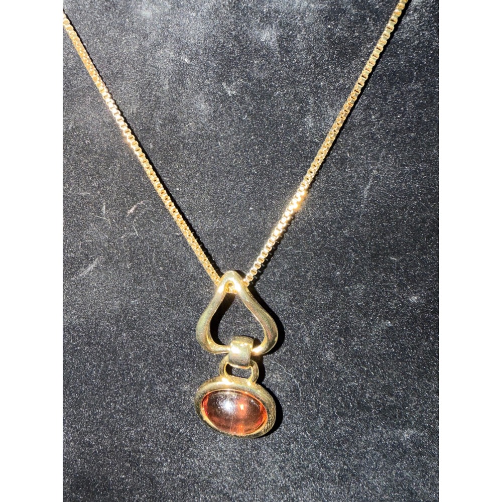 Soho Design Gold Tone Amber Cabochon Pendant Necklace Box Chain Scrollwork Back